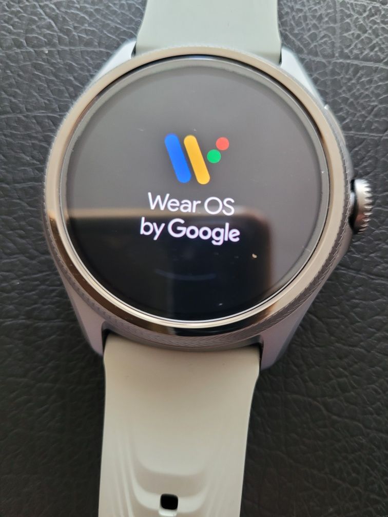Tic Watch PRO 5 Enduro.