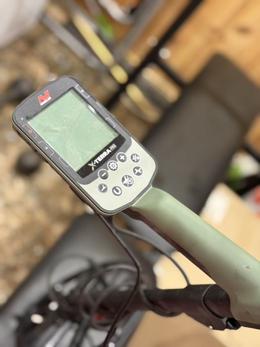 Металошукач Minelab металоискатель