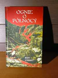 Ognie o północy Mary Stewart