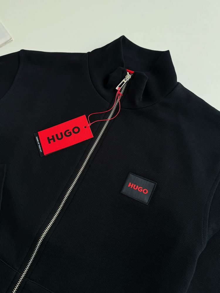 Костюм чорний Hugo