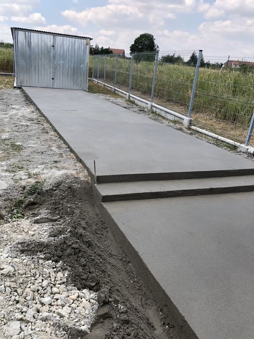 Posadzki betonowe z mixokreta piana pur