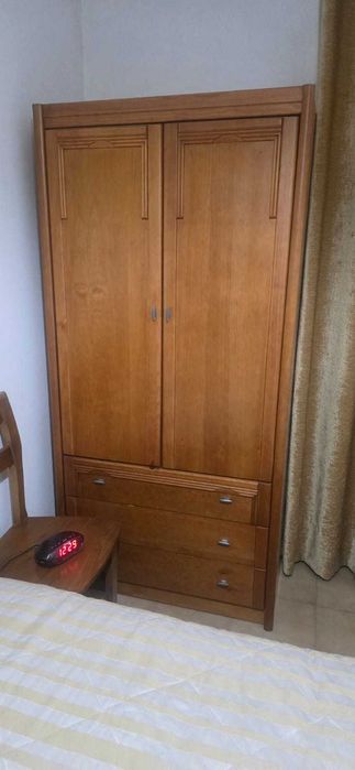 Vendo roupeiro em Cerejeira.