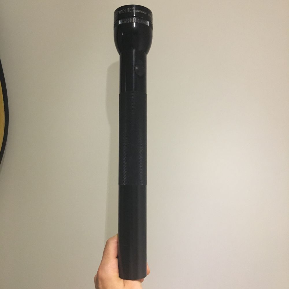 Lanterna MAG-LITE