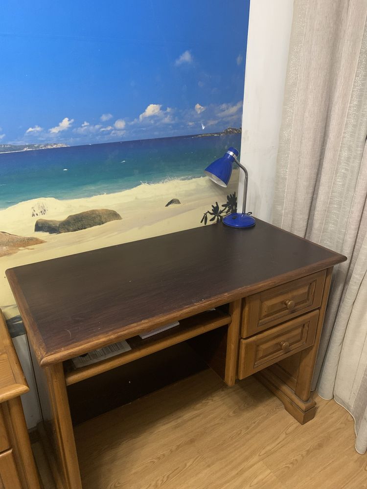 Conjunto de secretária com mesa de cabeceira