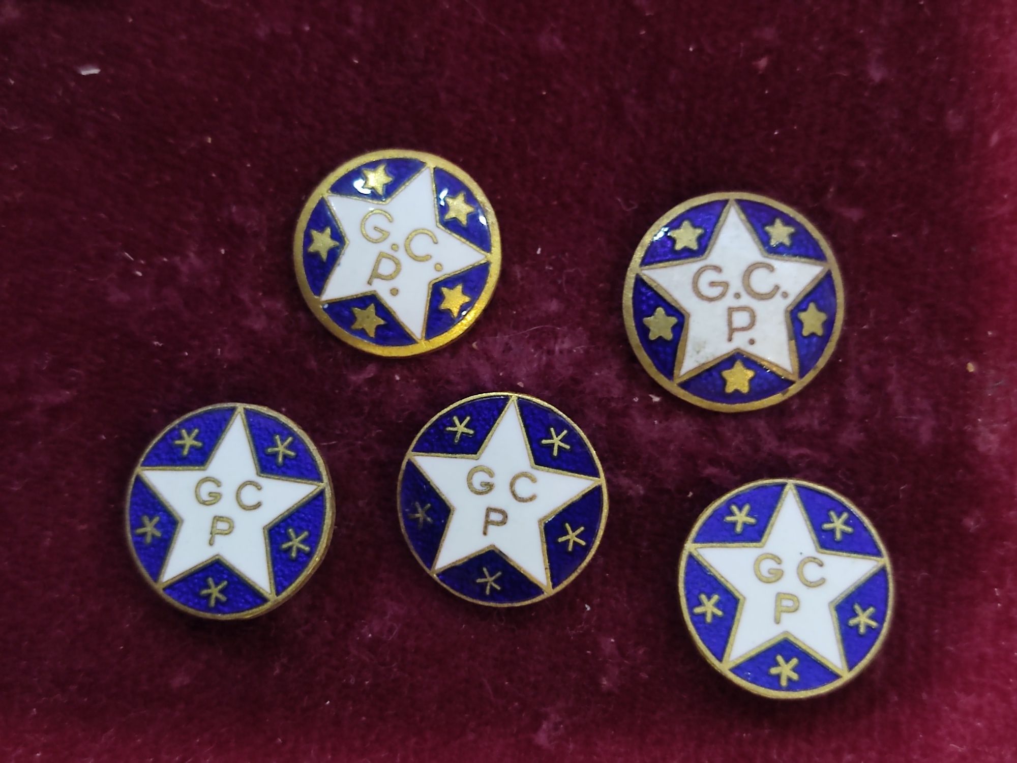Pin/ emblema 5x Ginásio Clube Português Lisboa