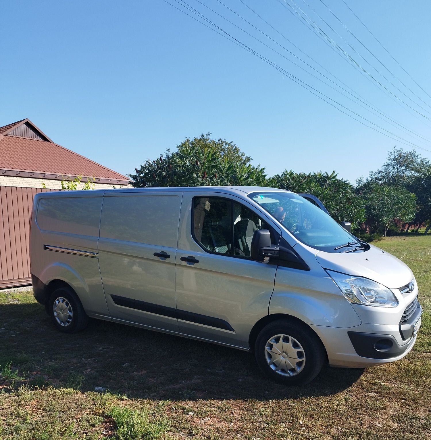Бус Ford Transit Custom довга база
