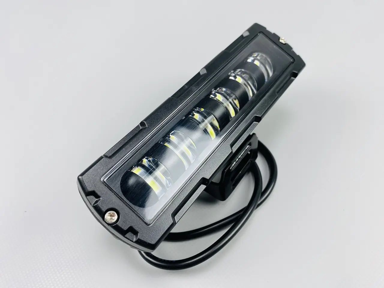 Прямокутна протитуманна світлодіодна фара LED 6 Led діодів 3D