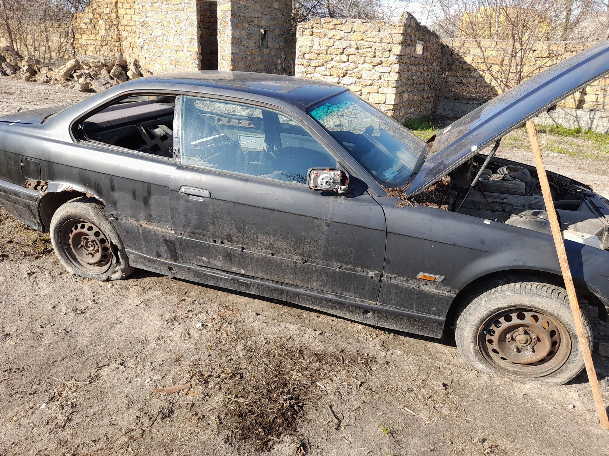 Кузов BMW E36 універсал та купе та інше на дані авто