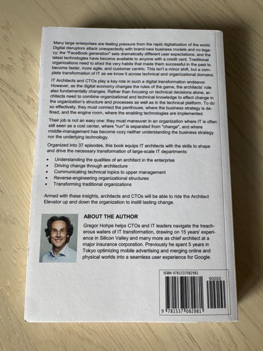 37 Things One Architect Knows about IT Transformation ksiazka