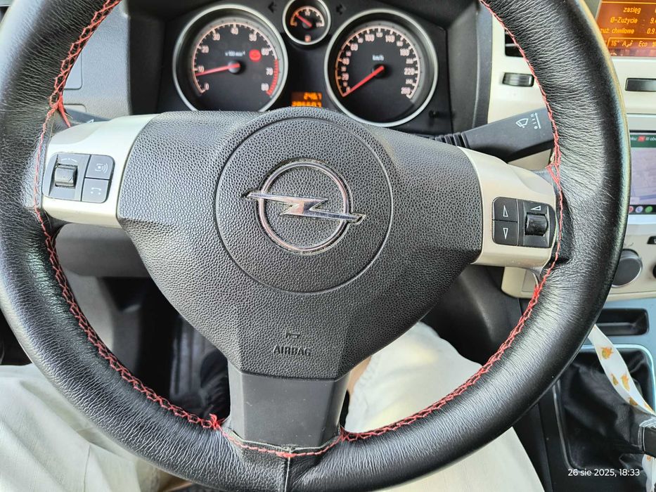 Opel Zafira B 140 KM 7 osoboby po lifcie - zadbany