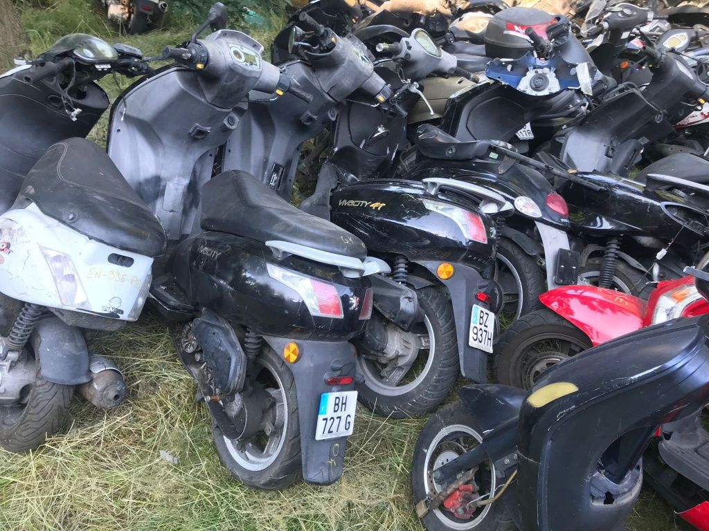 Rama Piaggio Kymco peugeot MP3 vivacity dink na części koła plastik 50