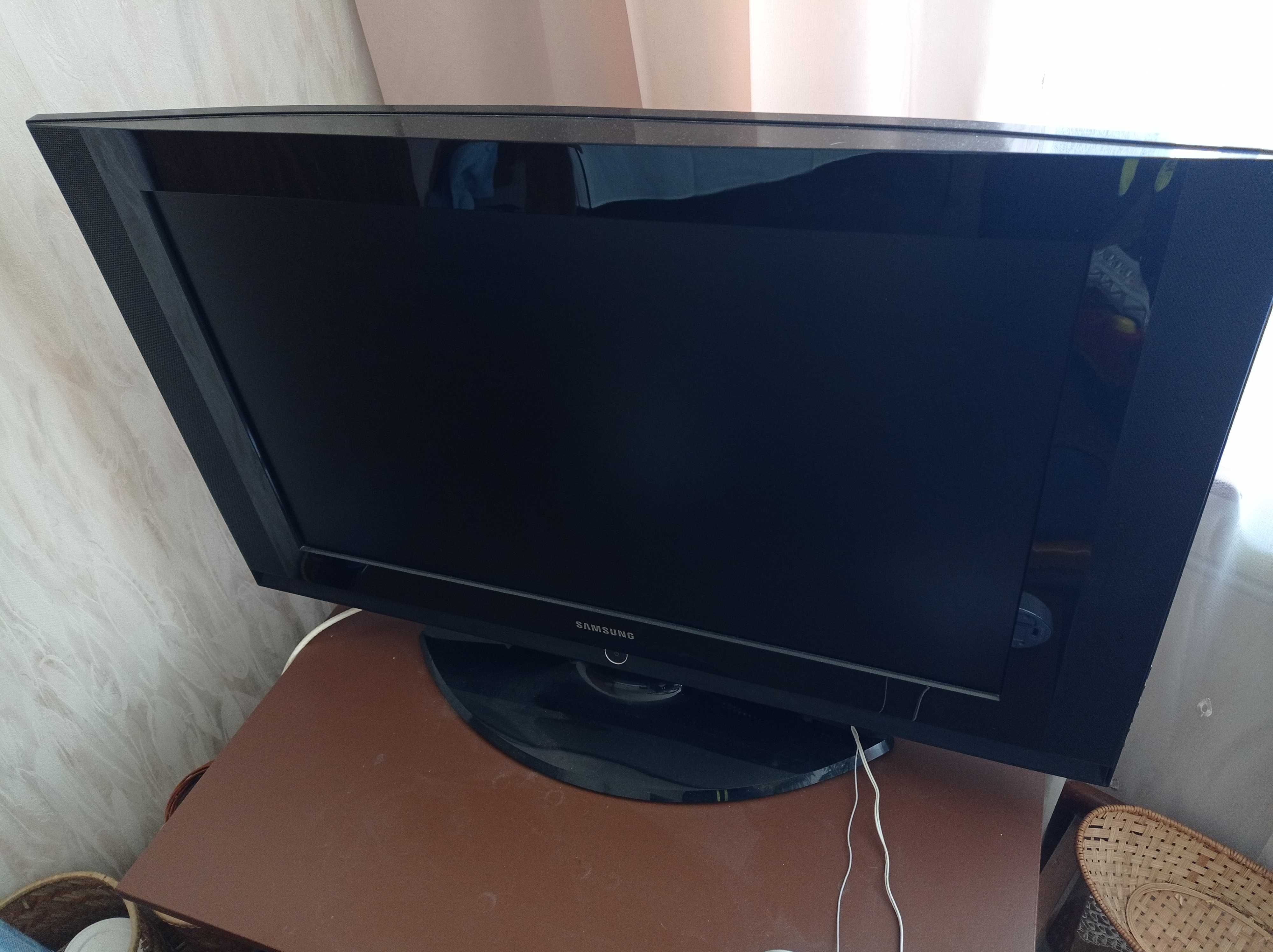 telewizor samsung LE32S62B