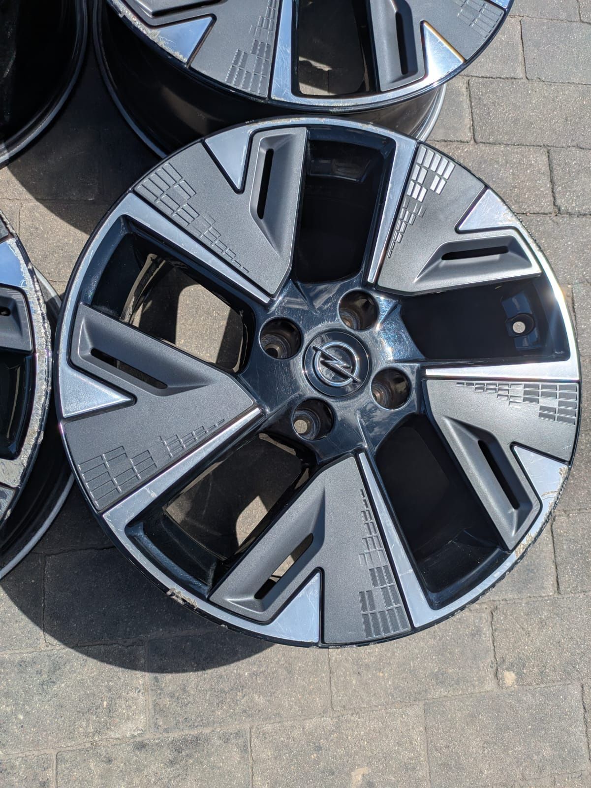 Alufelgi Opel Corsa F, Mokka II Citroen Peugeot 208 II 4x108 ET32  17"