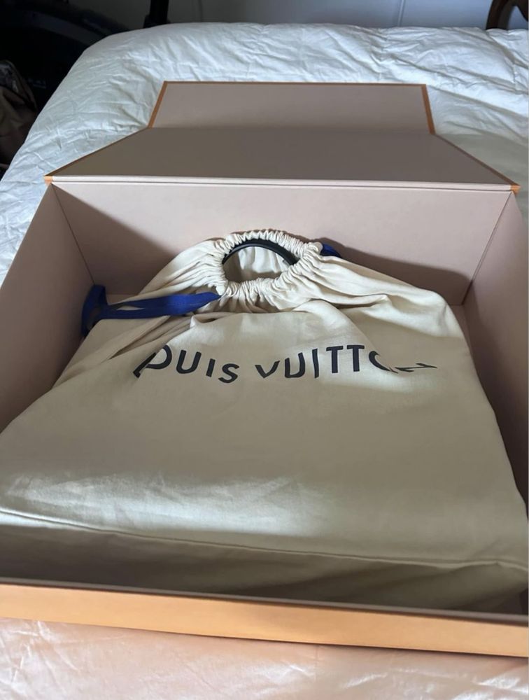 Louis Vuitton OnTheGo Tote