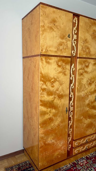 Zestaw mebli kalwaryjskich Pawie Oczko, lata 80-te.  Stan bardzo dobry