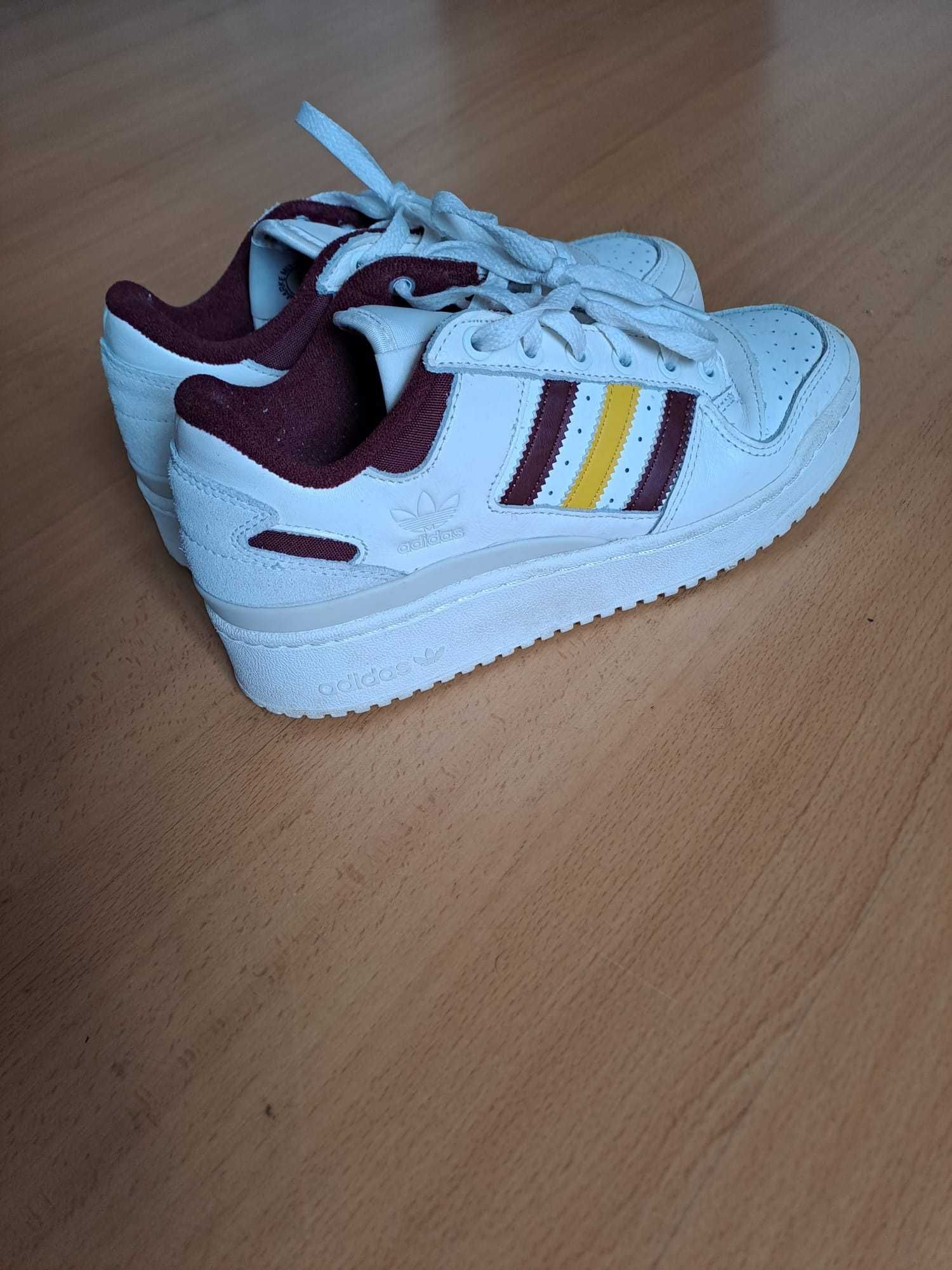 Sapatilhas adidas