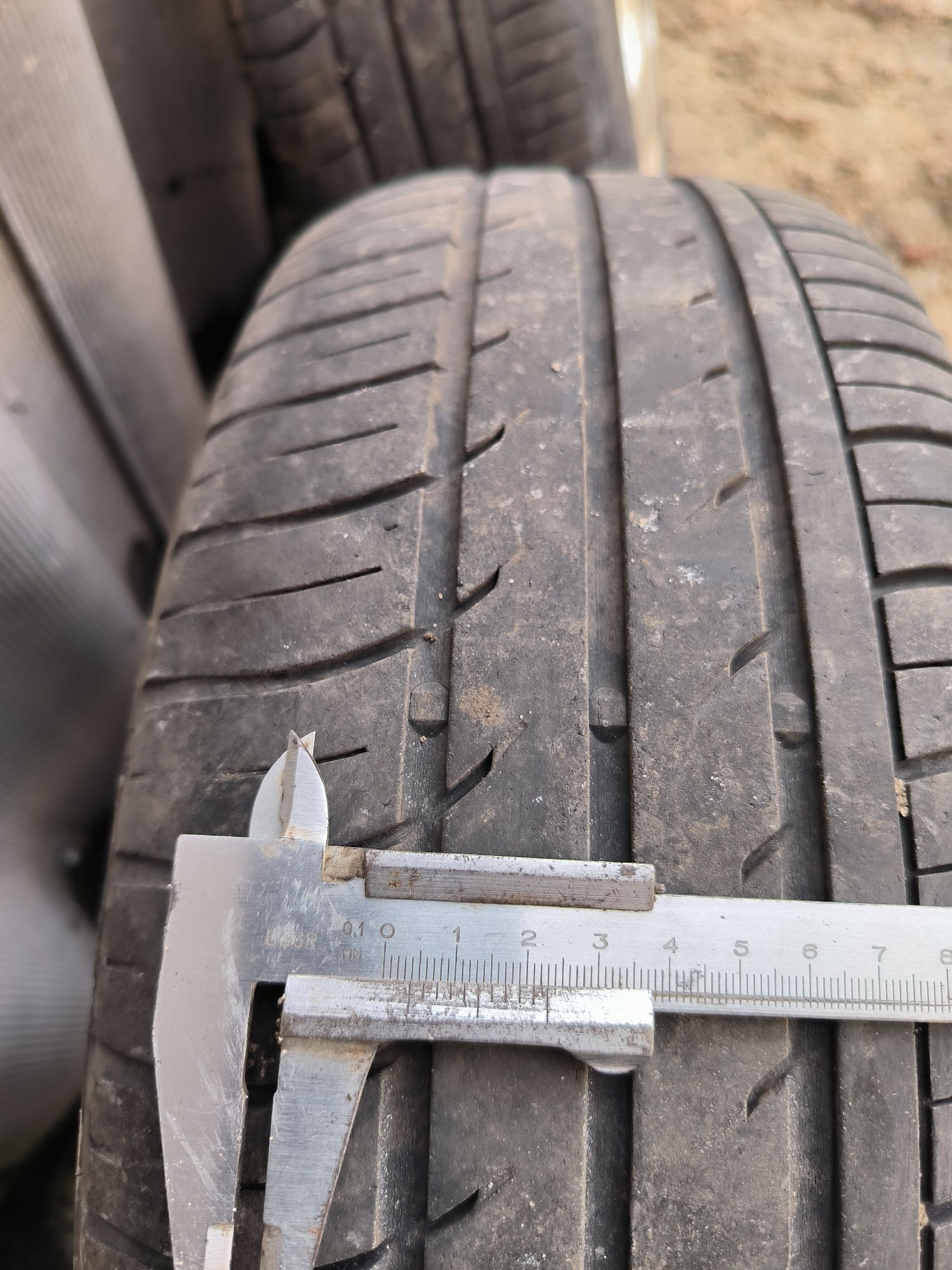Легкосплавні диски R 14 4 *114.3 Ніссан з резиною