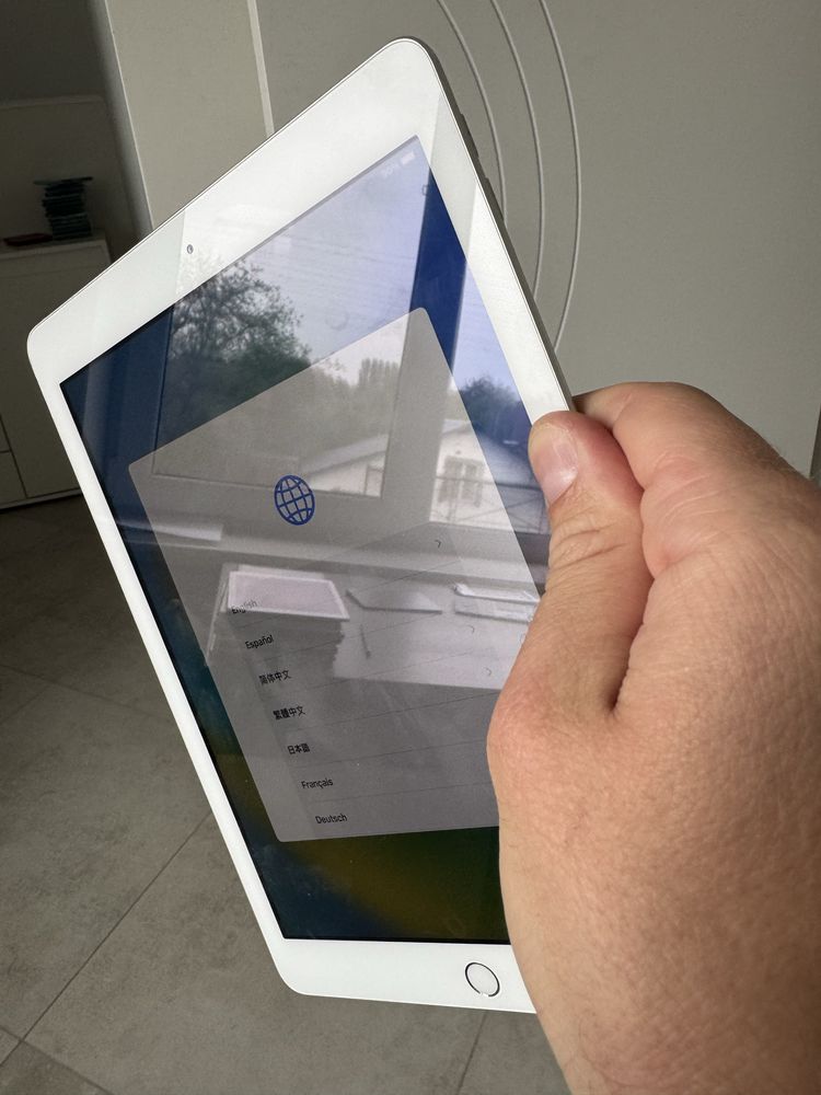 iPad 5 покоління. 2017 рік. 128GB. Silver. Без обмежень