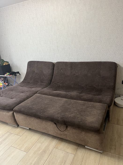 Диван кутовий в чудовому стані