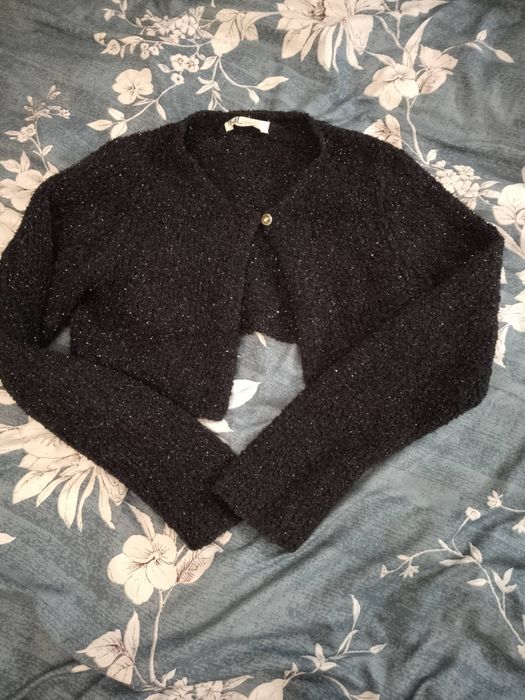 Czarne bolerko r. 128 H&M