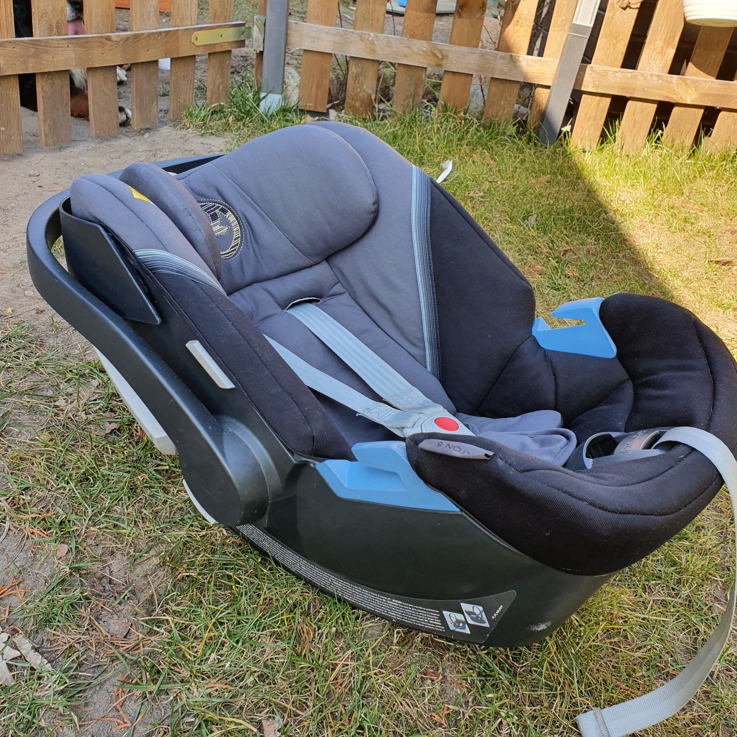 Fotelik samochodowy cybex aton 5 z bazą iso fix