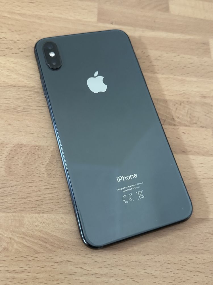 Iphone xs max 64gb desbloqueado(ACEITO RETOMA)