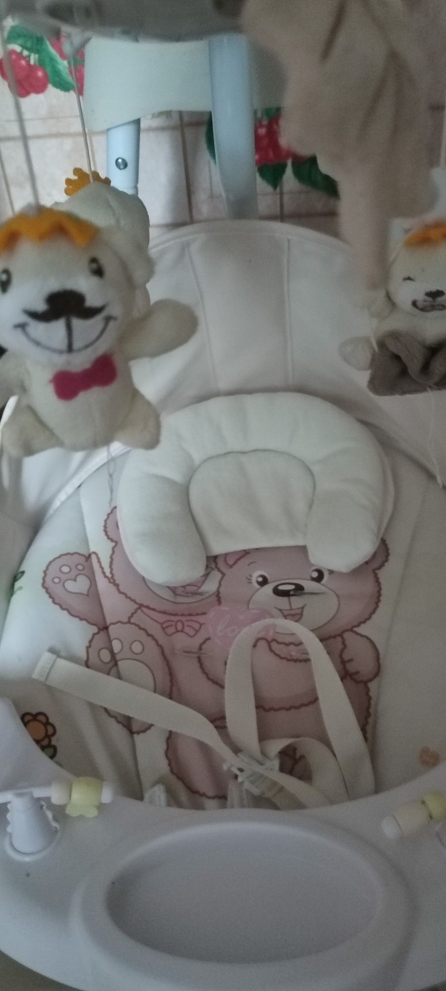 Заколисуючий центр Mioobaby Estrella beige