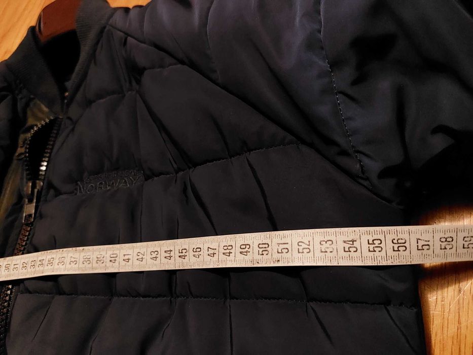 Blusão Geographical Norway "Compact" — Tam. L (veste como um M).