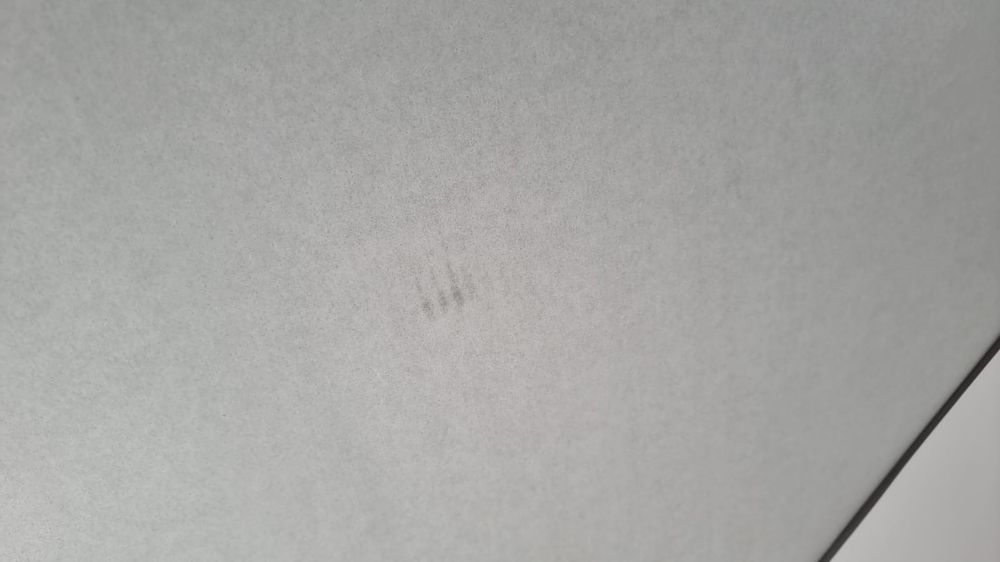 Piękna nowoczesna lampa do salonu i sypialni