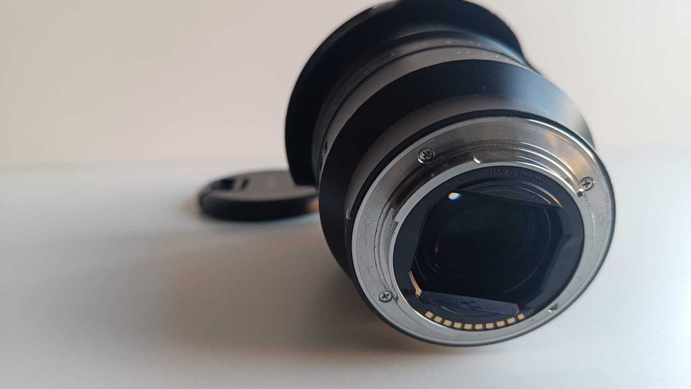 SONY	f/1.4 35 mm ZA-FE