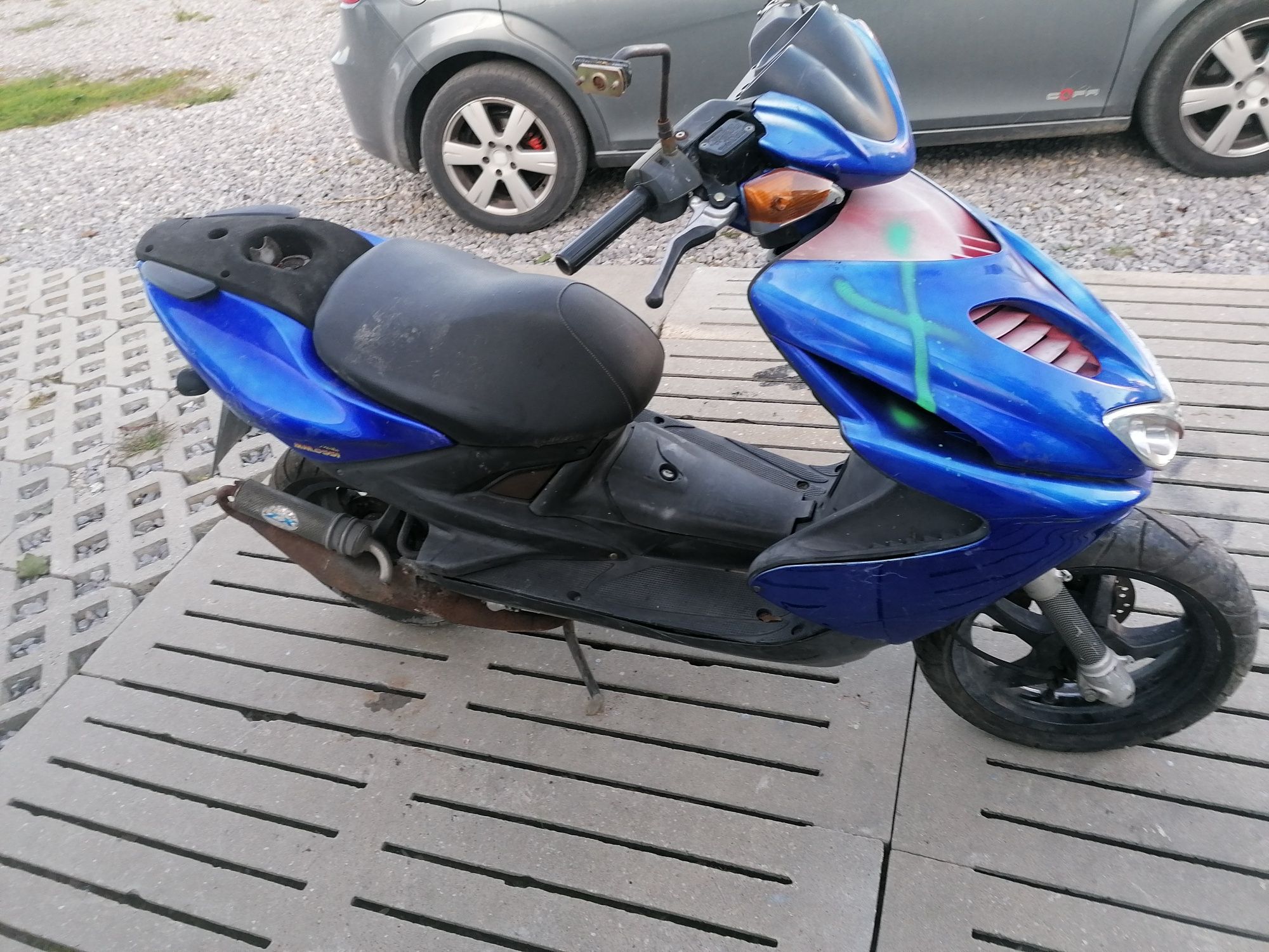 Yamaha Aerox silnik, plastiki, instalacja, lagi, licznik, siedzenie