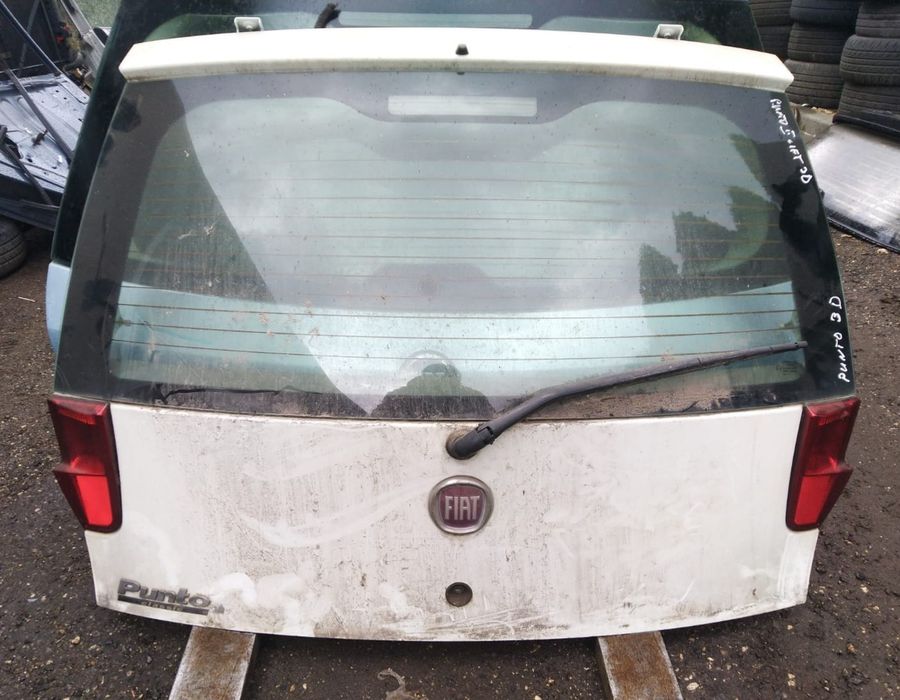 Fiat Punto II lift 3D tylna klapa bagażnika