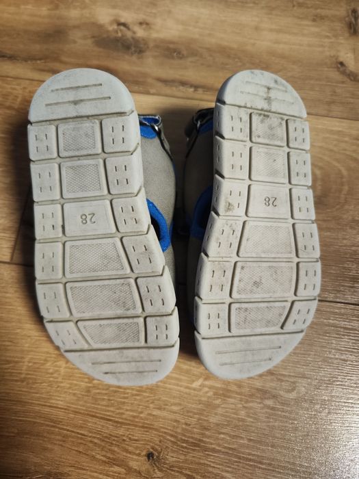Sandały, sandałki dziecięce rozmiar 28