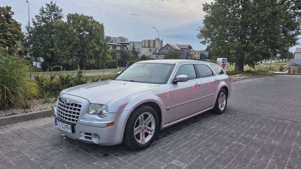 Chrysler 300C 5.7L HEMI Touring
