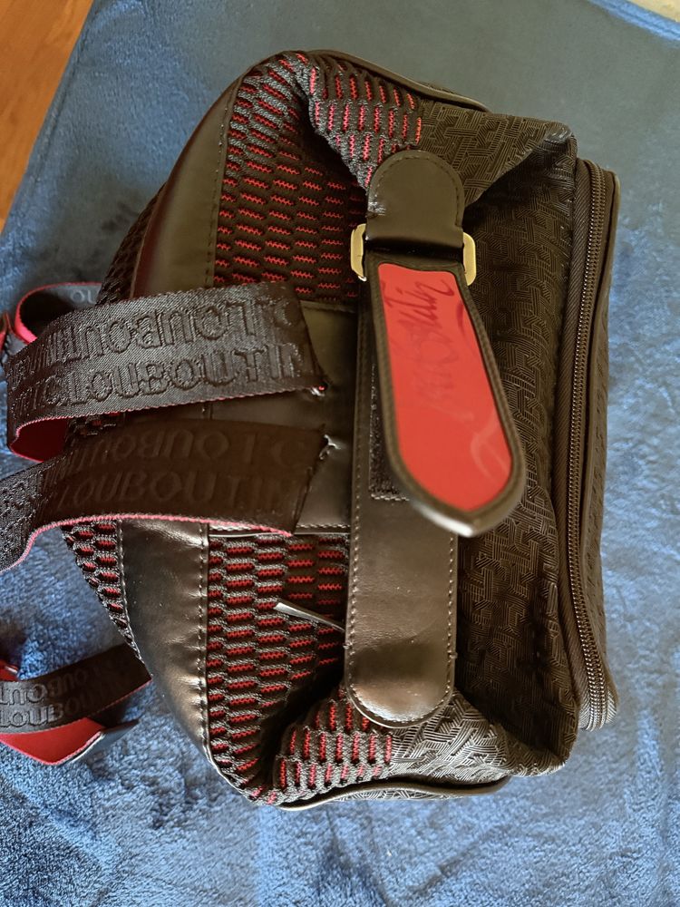 Mochila da Marca Christian Louboutin