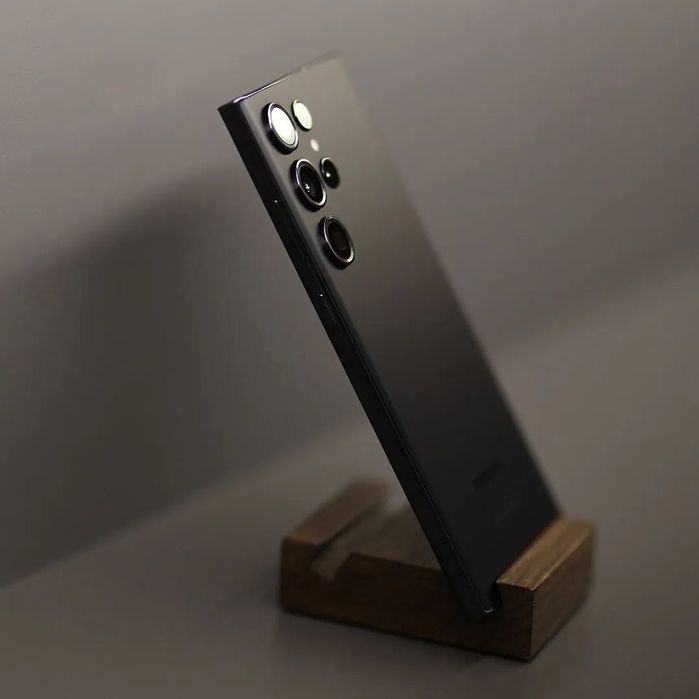 б/у Samsung Galaxy S23 Ultra 8/256GB (Global) (Хороший стан)