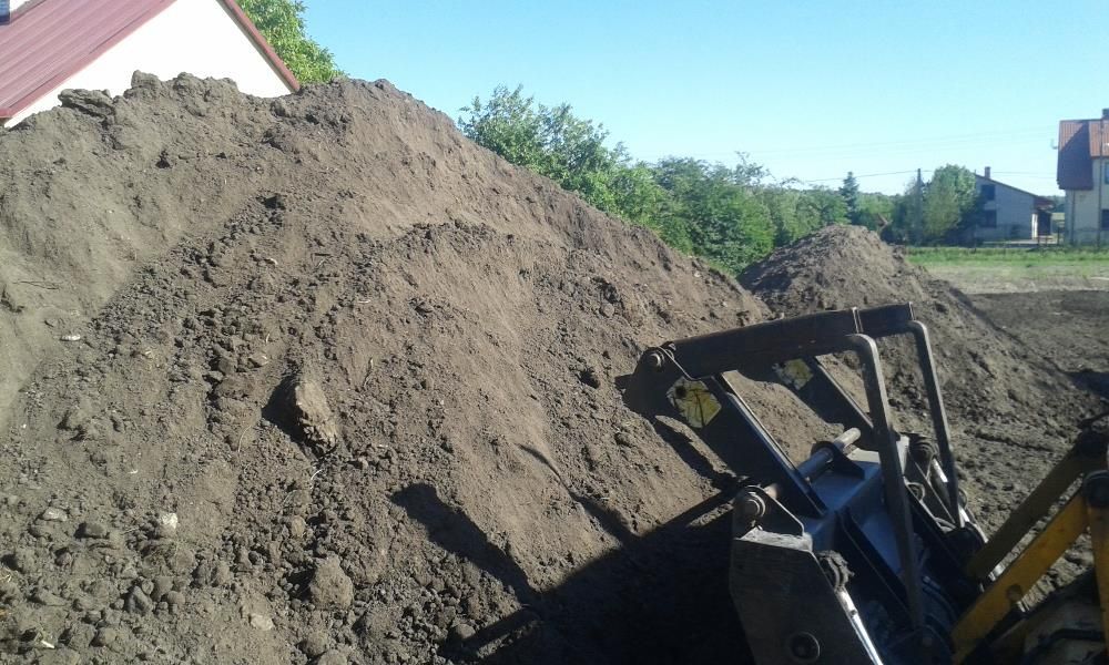 Ziemia ogrodowa przesiana ,piach zasypowy, piasek, czarnoziem,torf