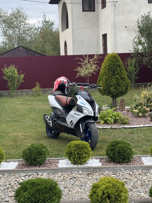 Продам Aprilia sr50