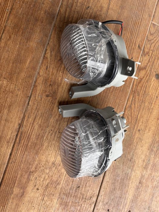 Туманки Авео Шевролє т 200/т250 нові з лампочками