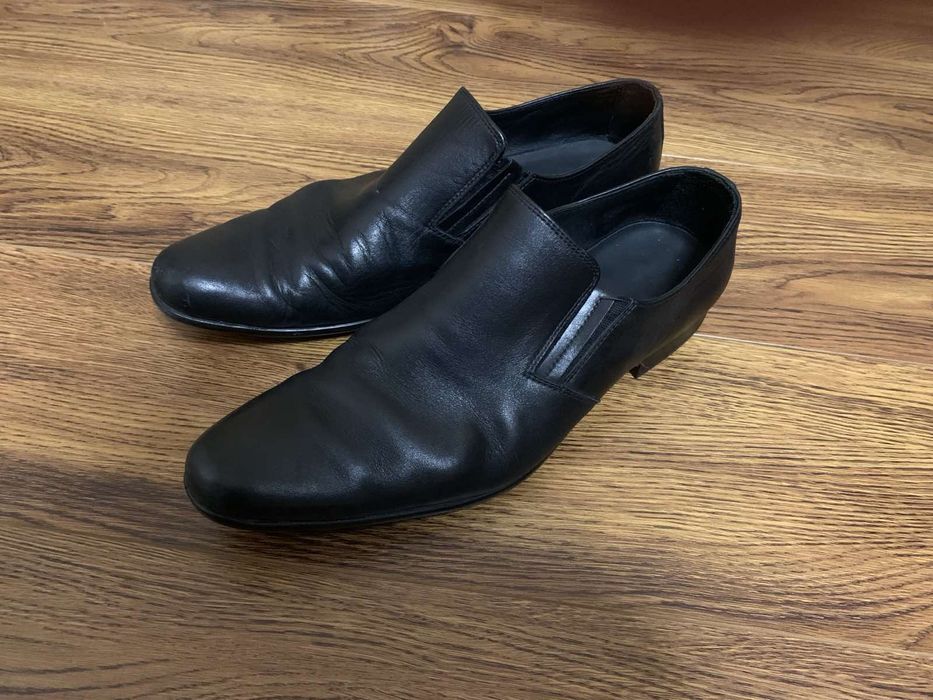 Продам чоловічі шкіряні туфлі 42р