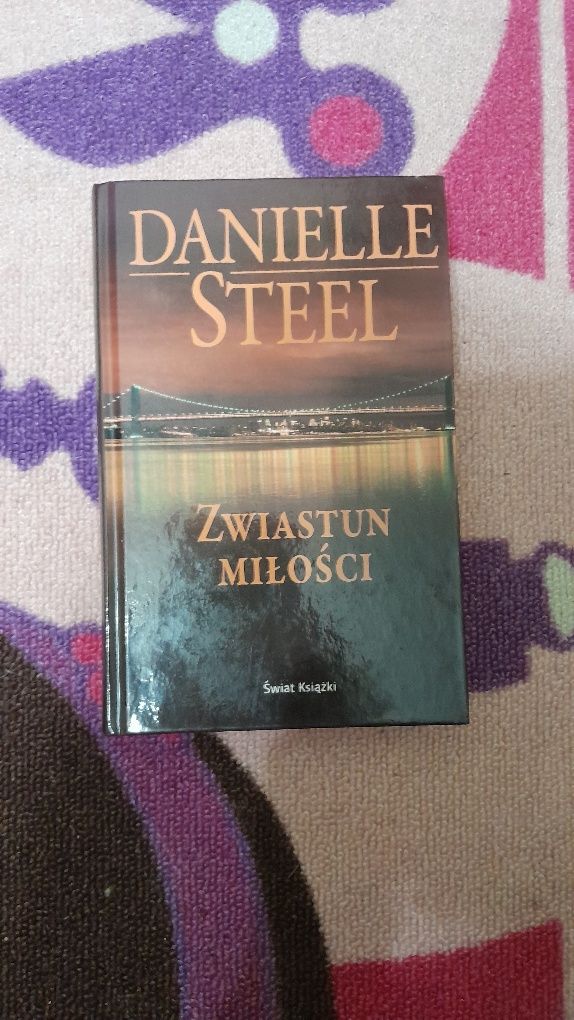 Zwiastun miłości- Danielle Steel