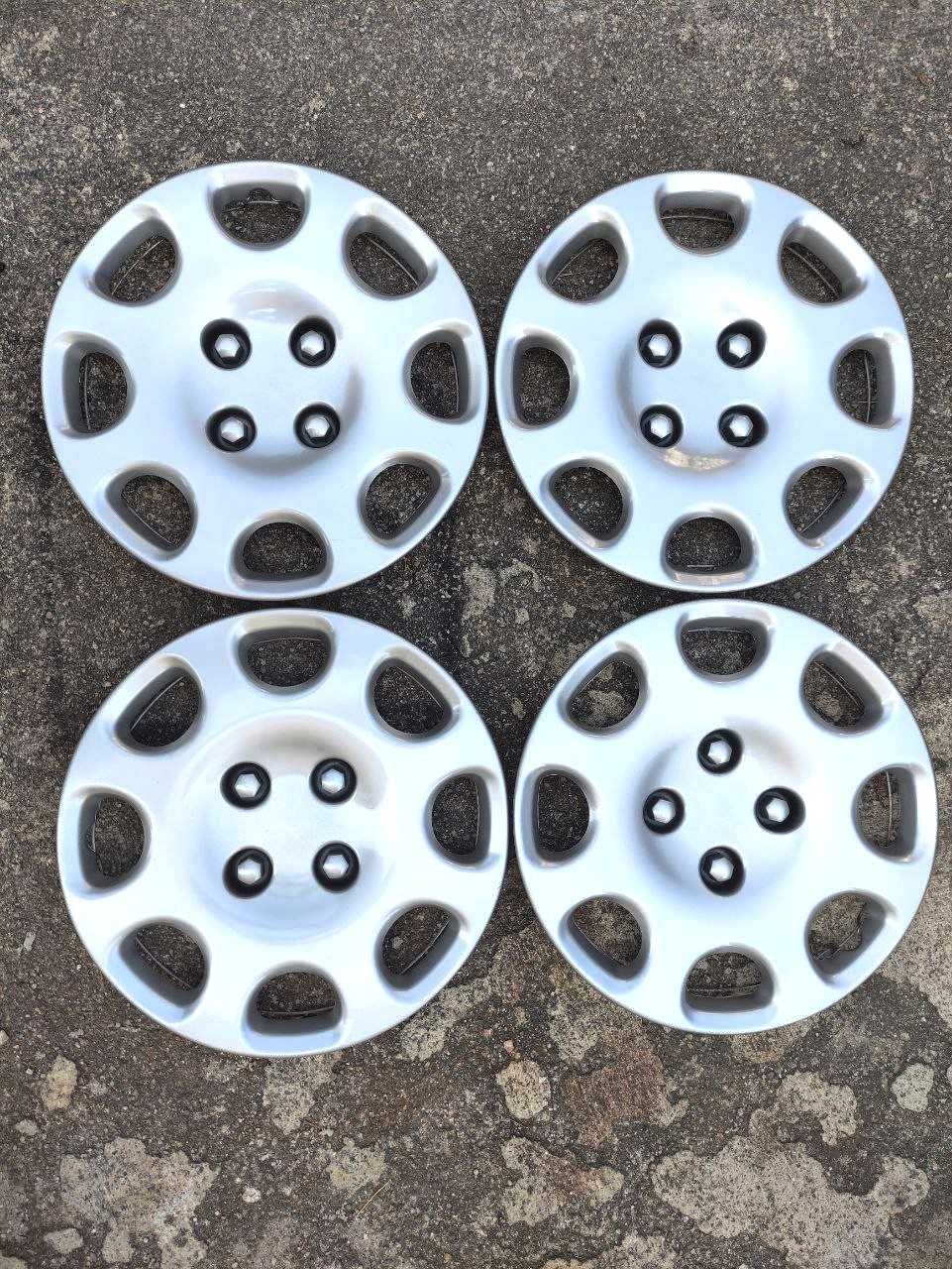 Tampões roda 13" (4 unidades)