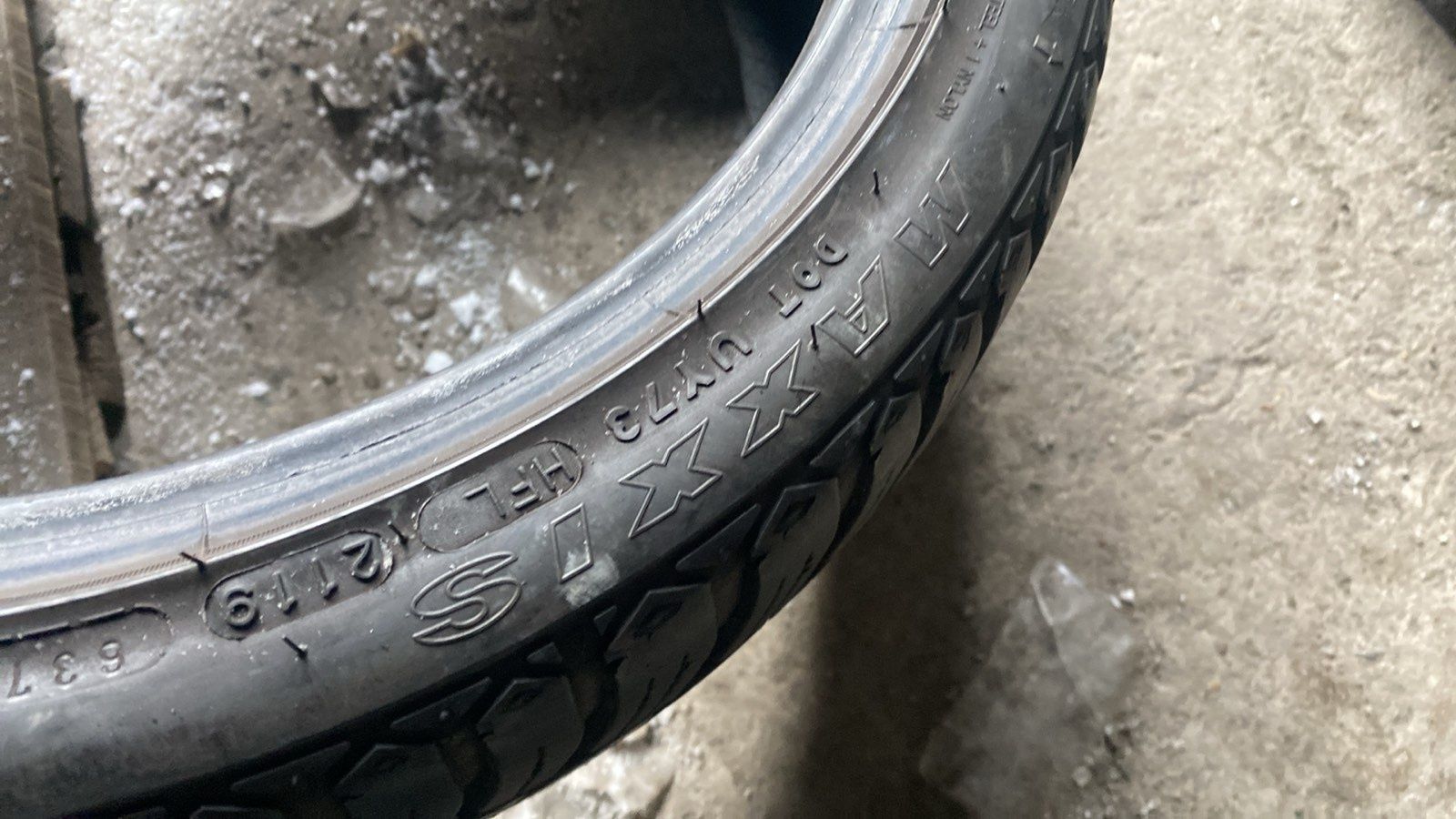 215.40.17 Maxxis 2шт БУ шини резина з Европи БВ склад Харків Шиномонта