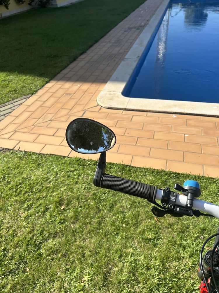 Bicicleta Btwin Basicamente nova, Leiam a descrição