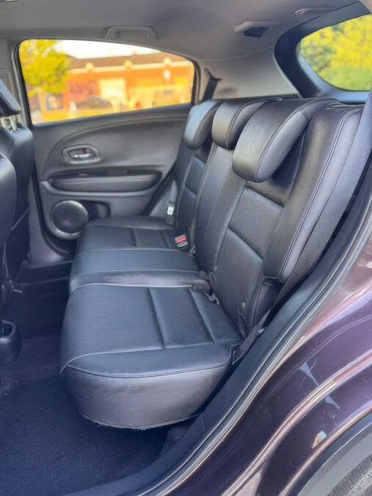 Honda HR-V EX-L      2022