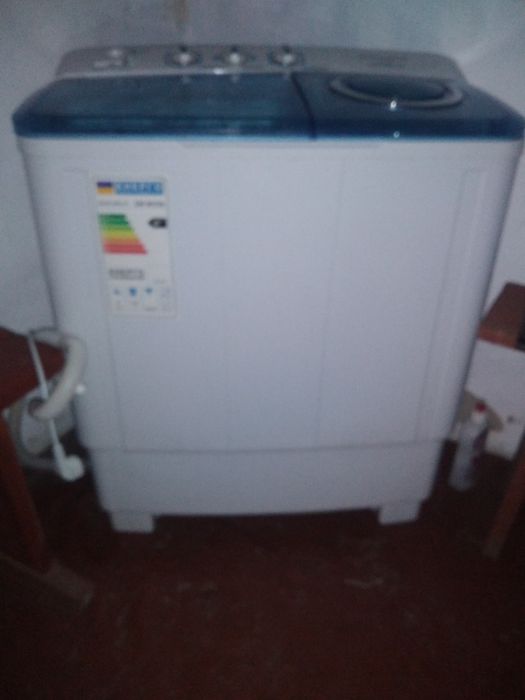 Пральна машина напівавтомат