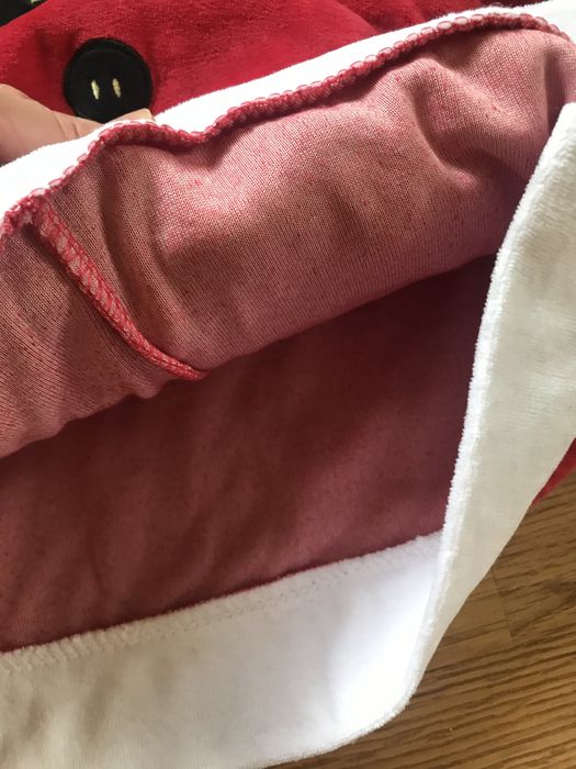 Сукня і капелюшок Санти