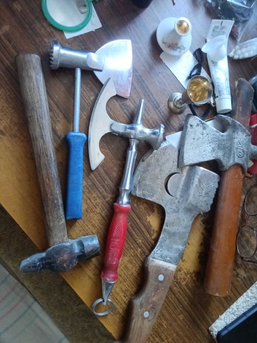 Топор для рубки-продам