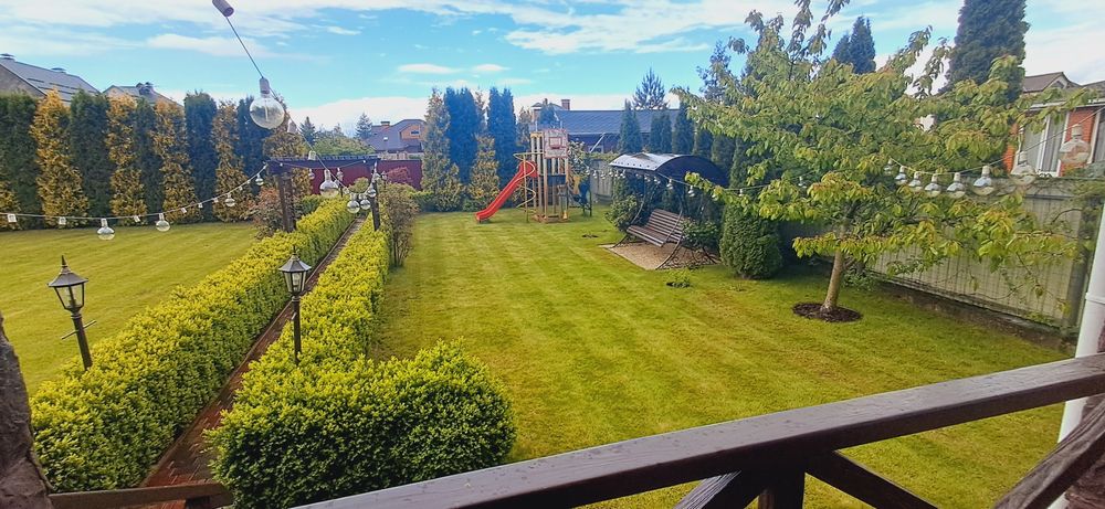 Комфортний 1 затишний будинок. 6 кімнат.