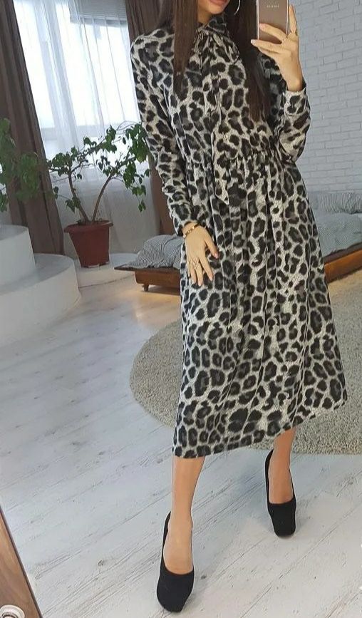 Платье миди серый леопард